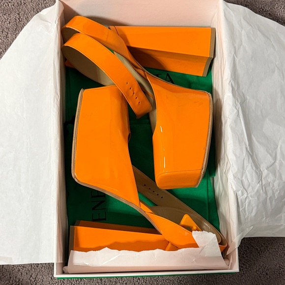 Bottega Veneta Orange Platform Pumps
